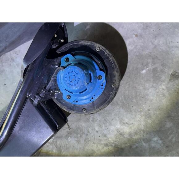 2x Razor Power Core E100 Electric Scooters – As-Is / Untested - Picture 7 of 7